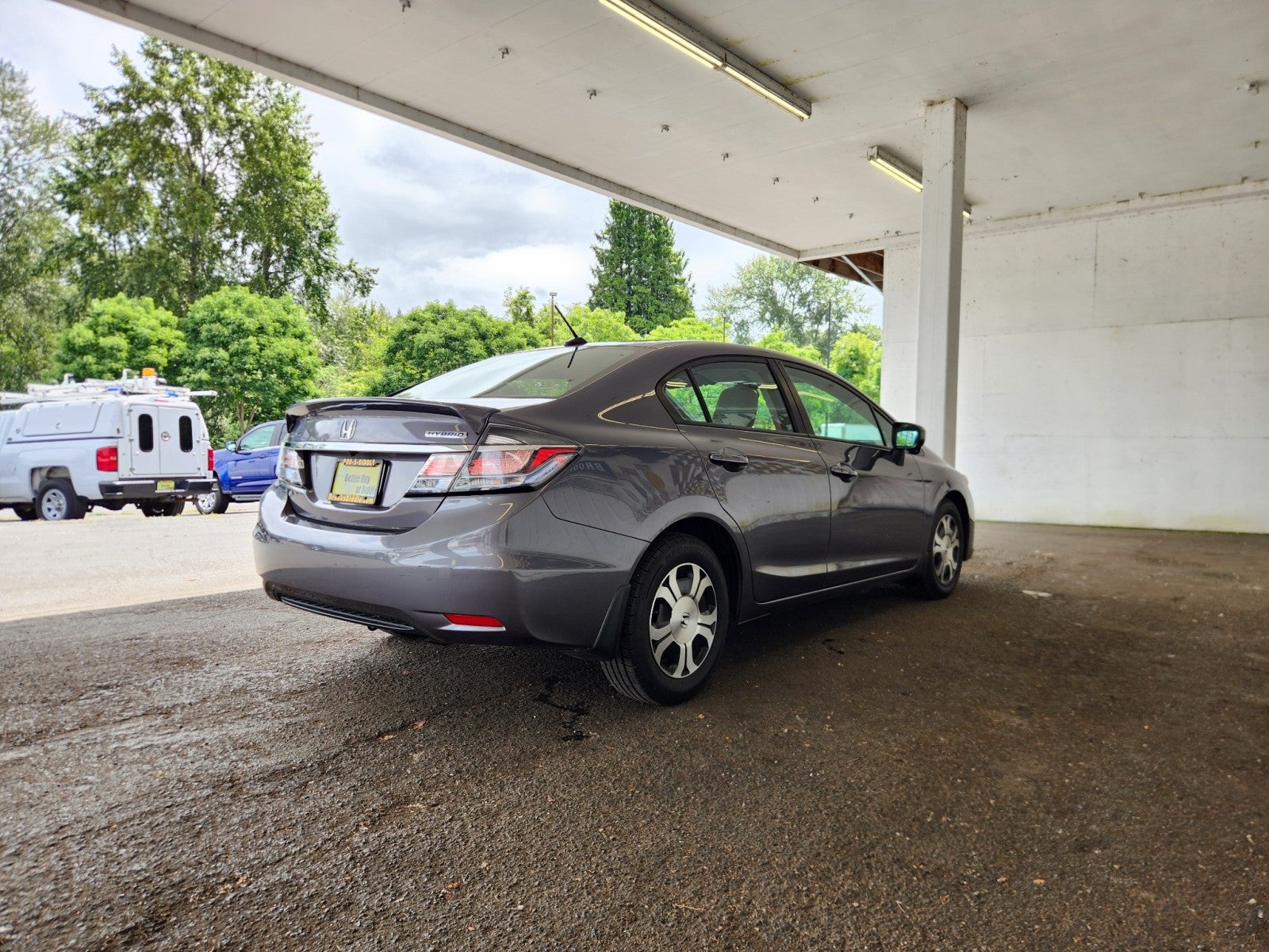 2014 Honda Civic Hybrid 4dr Sdn L4 CVT
