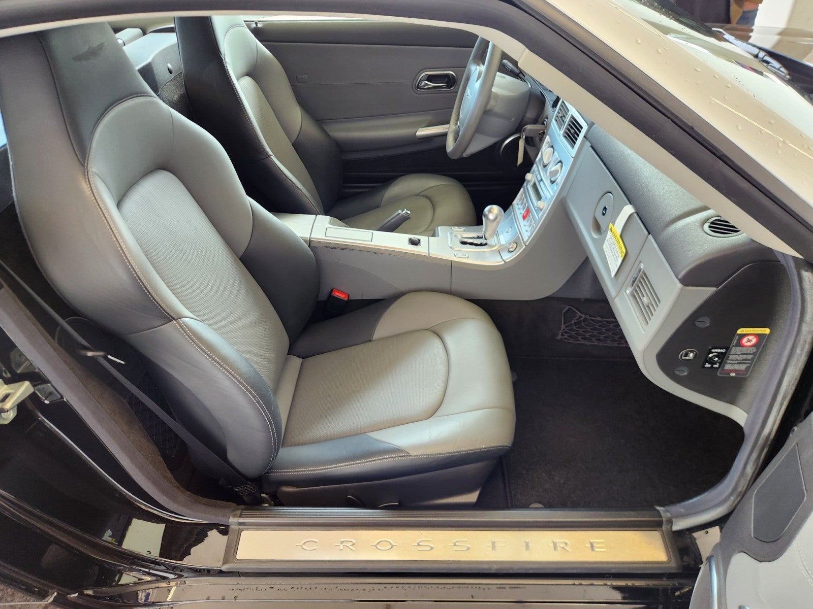 2004 Chrysler Crossfire 2dr Cpe