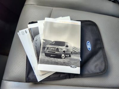 2014 Ford Econoline E-350 XL Passenger