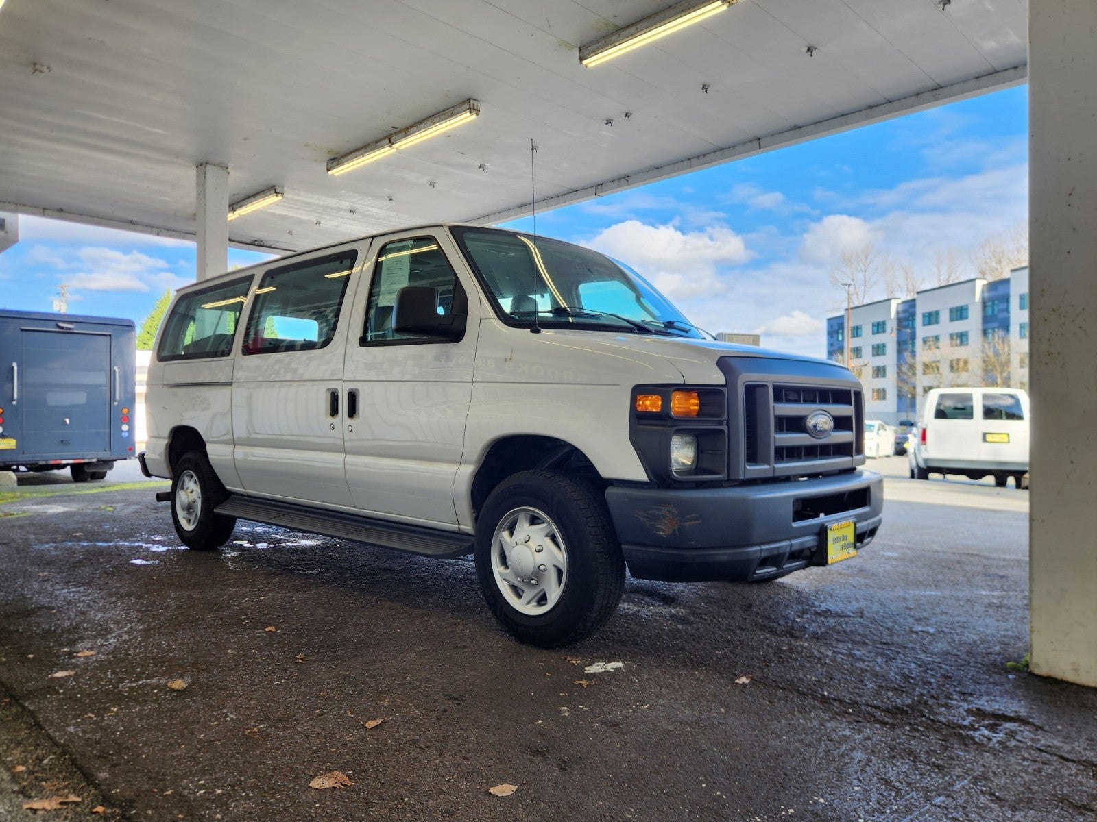 2014 Ford Econoline E-350 XL Passenger