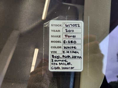 2011 Ford Econoline E-350 XLT
