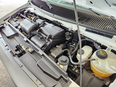 2022 Ford Econoline E-350 Cutaway Box Van