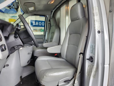 2022 Ford Econoline E-350 Cutaway Box Van