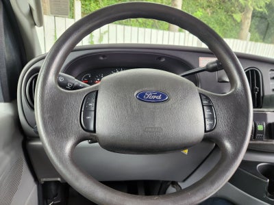 2006 Ford E-450 Starcraft Allstar Wheelchair Shuttle Bus