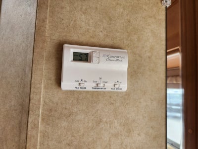 2007 Winnebago Access WF231C