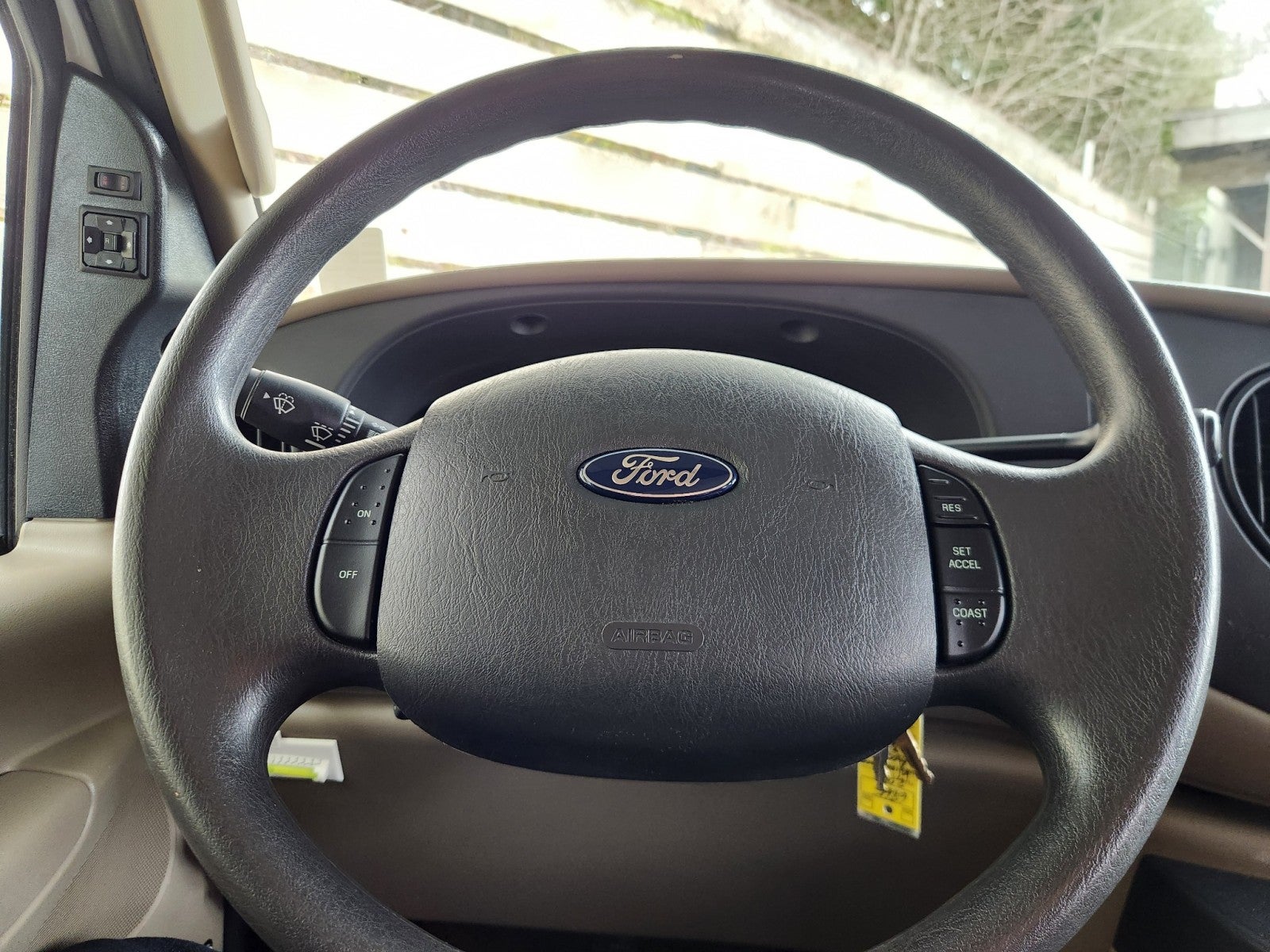 2007 Winnebago Access WF231C