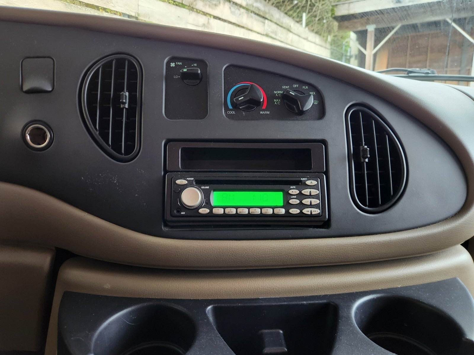 2007 Winnebago Access WF231C