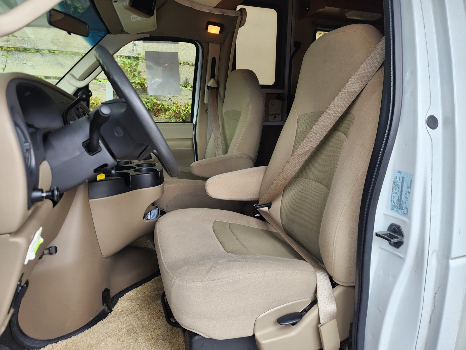 2007 Winnebago Access WF231C