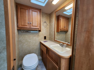 2007 Winnebago Access WF231C