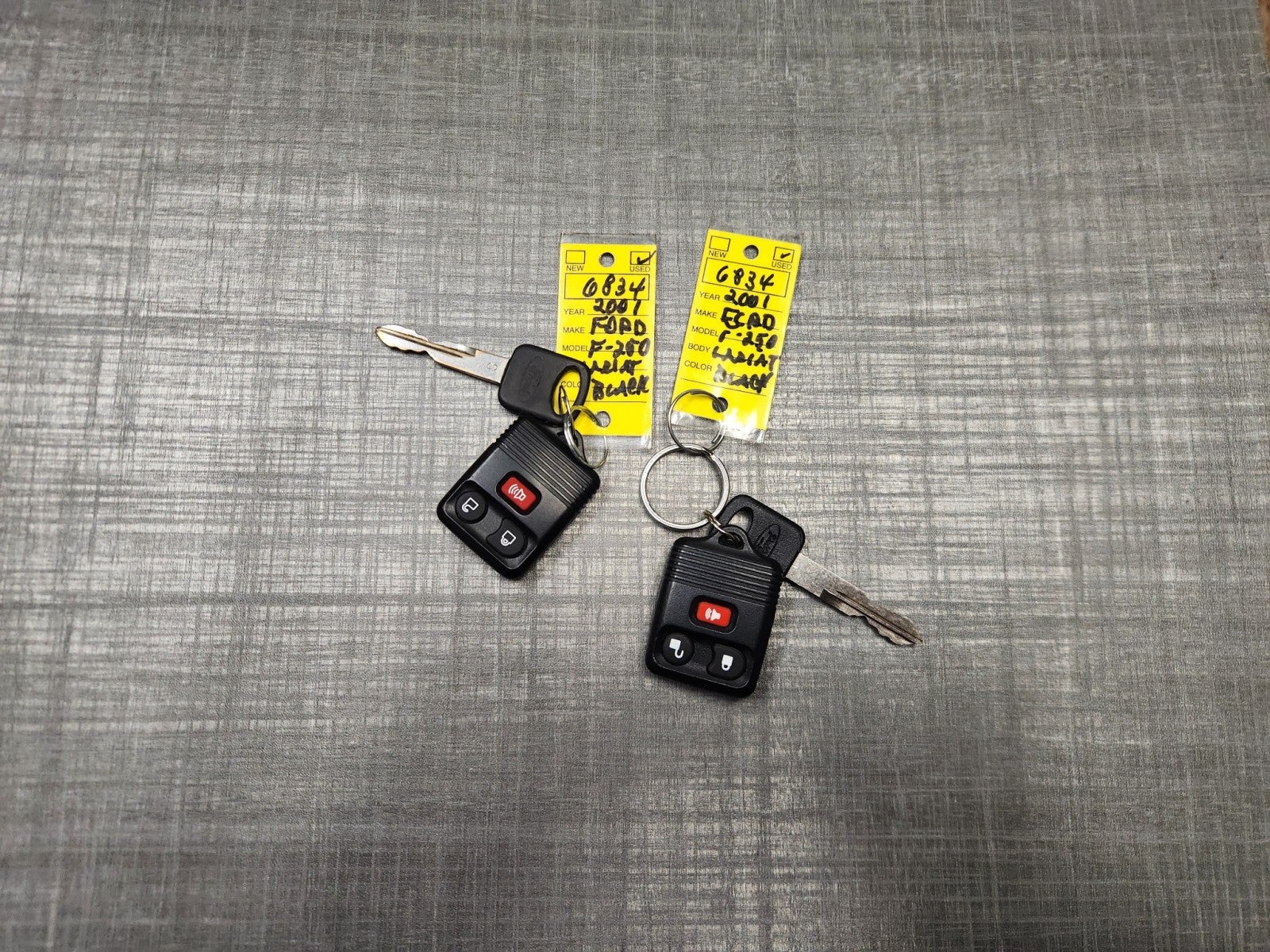 2001 Ford Super Duty F-250 Lariat