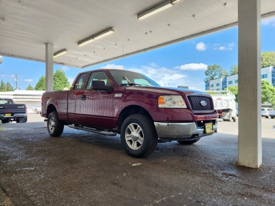 2005 Ford F-150 XLT