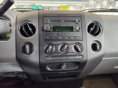 2005 Ford F-150 XLT