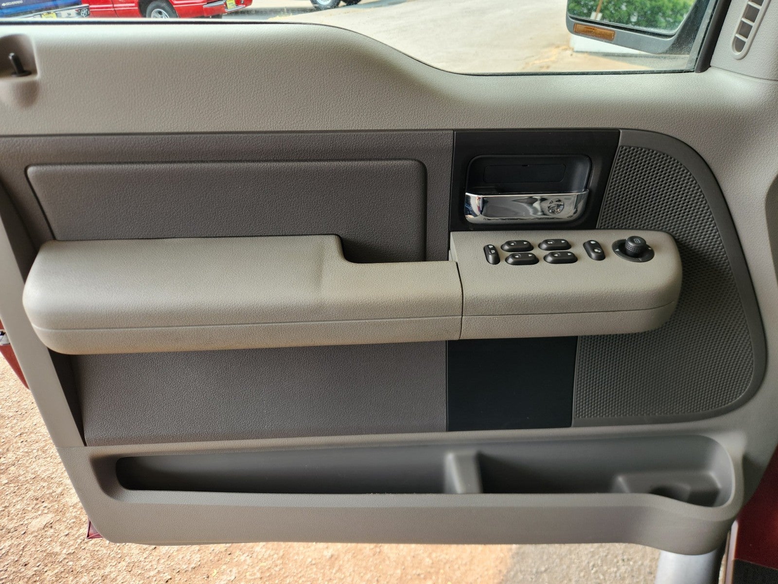 2005 Ford F-150 XLT
