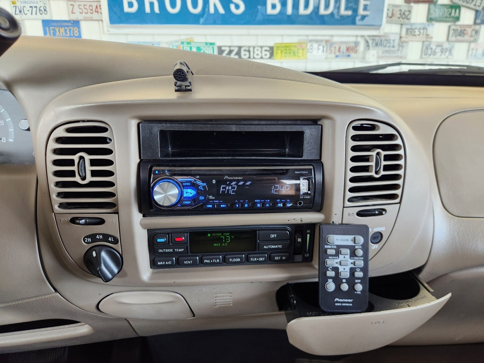 2003 Ford F-150 Lariat