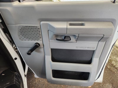 2011 Ford E-350 Econoline Cargo Van