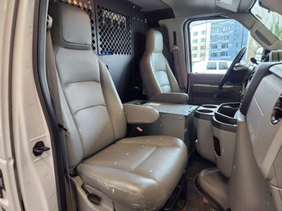 2011 Ford E-350 Econoline Cargo Van