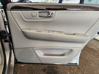 2008 Cadillac DTS Luxury II