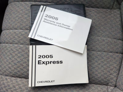 2005 Chevrolet Express Passenger 3500