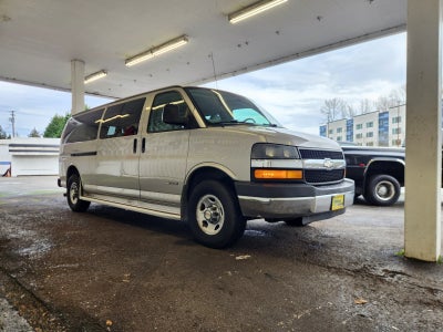 2005 Chevrolet Express Passenger 3500