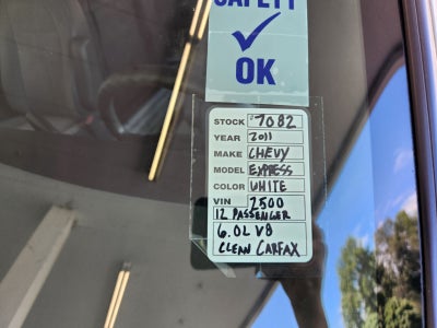 2011 Chevrolet Express Passenger LT 2500