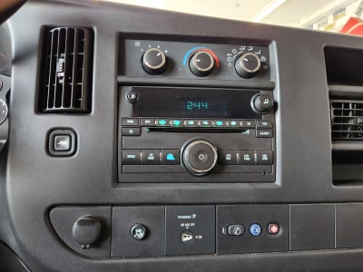2011 Chevrolet Express Passenger LT 2500