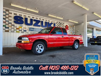 2000 Chevrolet S-10 LS