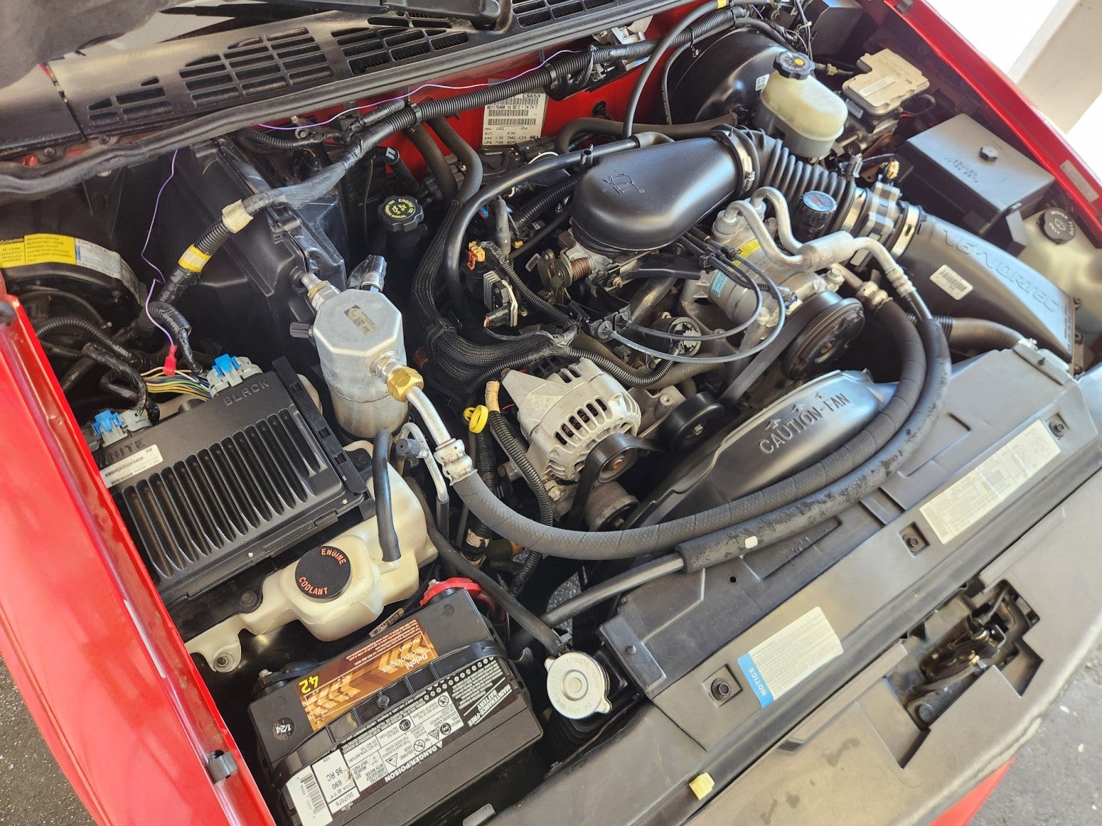 2000 Chevrolet S-10 LS