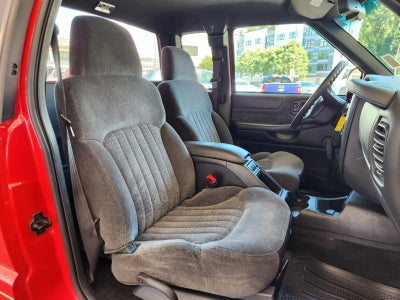 2000 Chevrolet S-10 LS