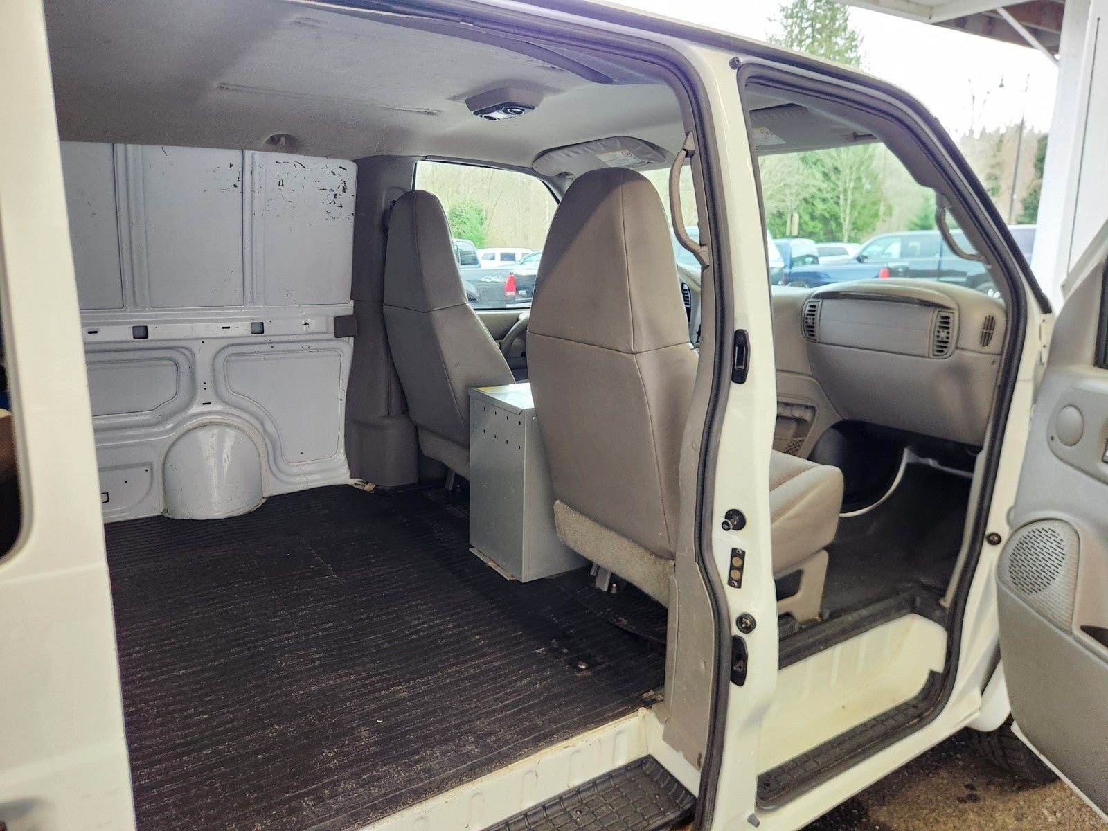 2005 Chevrolet Astro AWD Cargo Van