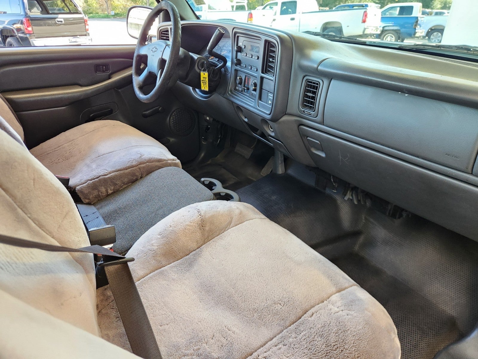 2003 Chevrolet Silverado 1500 Reg Cab 119.0" WB