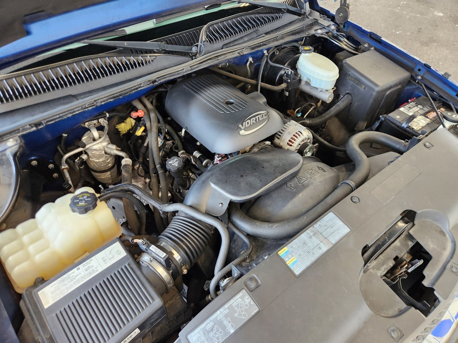 2004 Chevrolet Silverado 1500 LS