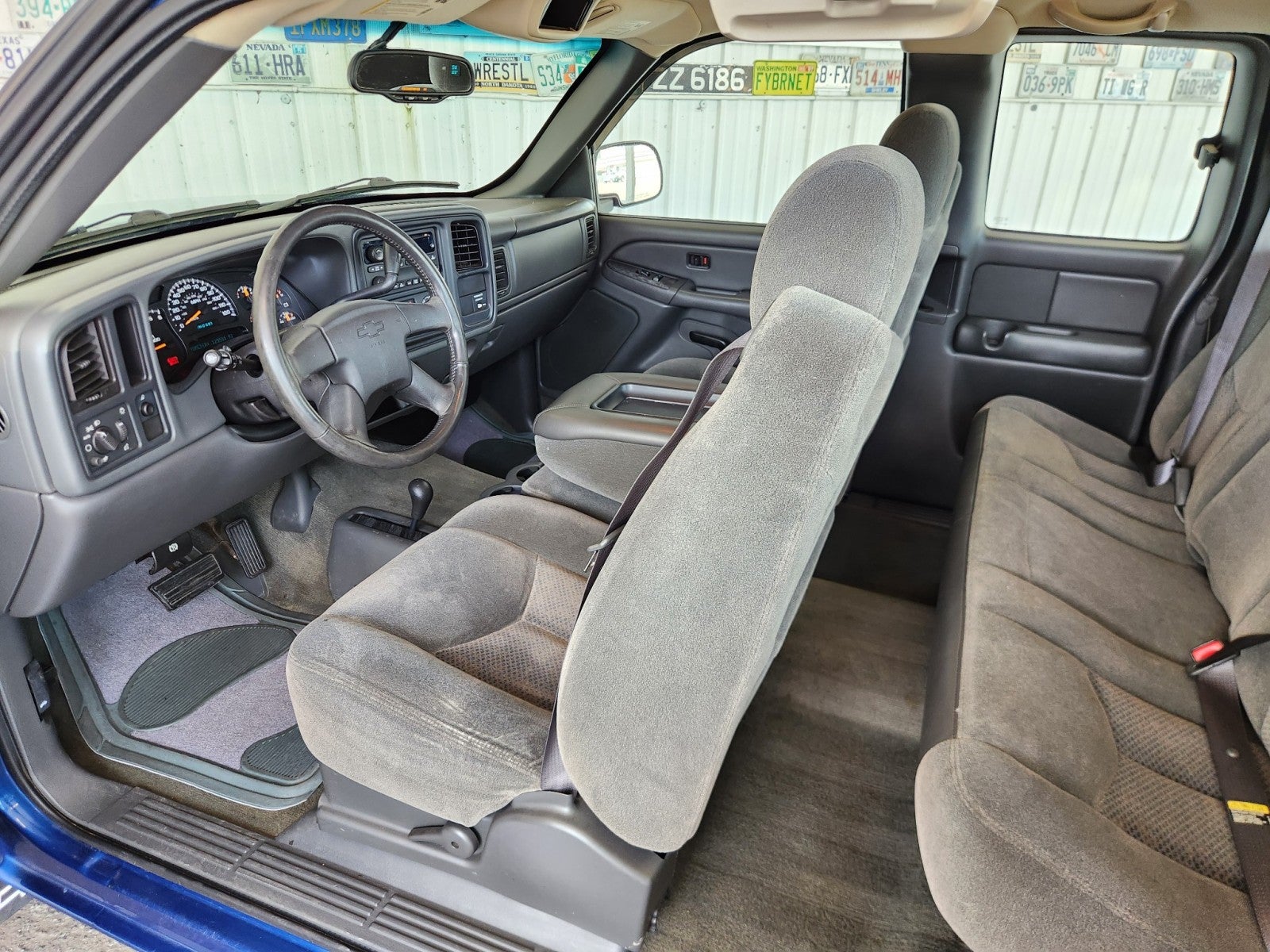 2004 Chevrolet Silverado 1500 LS
