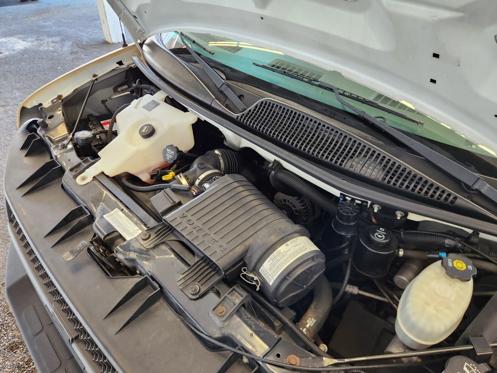2005 Chevrolet Express 2500 Cargo Van