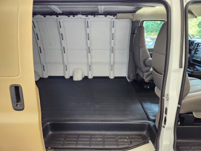 2005 Chevrolet Express 2500 Cargo Van