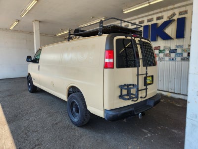 2005 Chevrolet Express 2500 Cargo Van