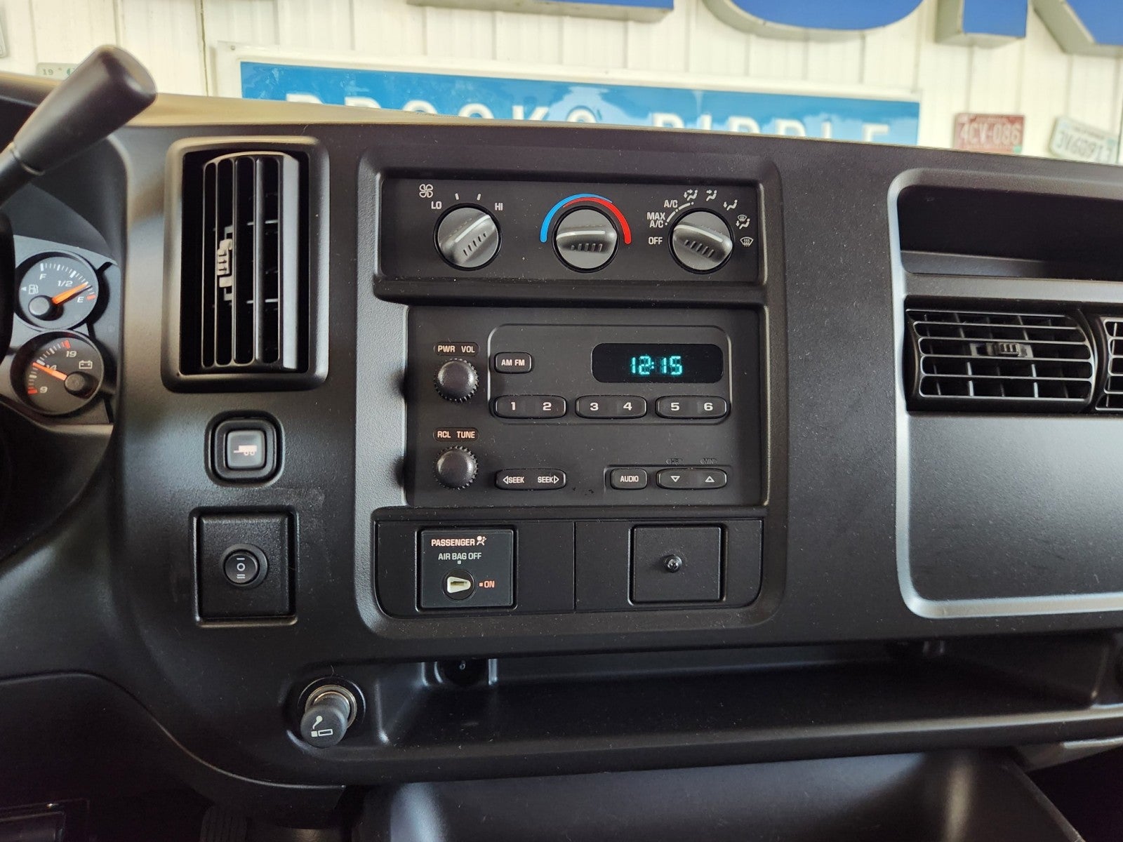 2005 Chevrolet Express 2500 Cargo Van
