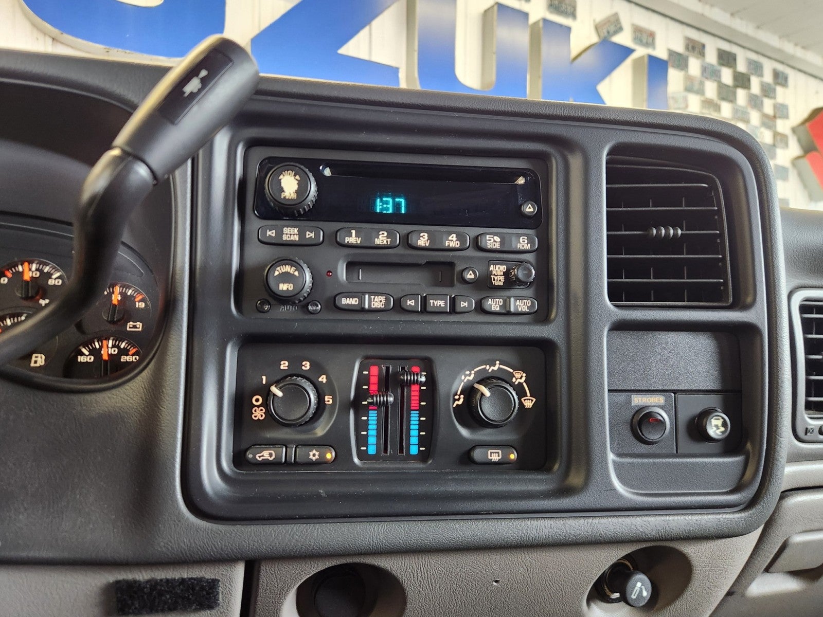 2005 Chevrolet Tahoe LS