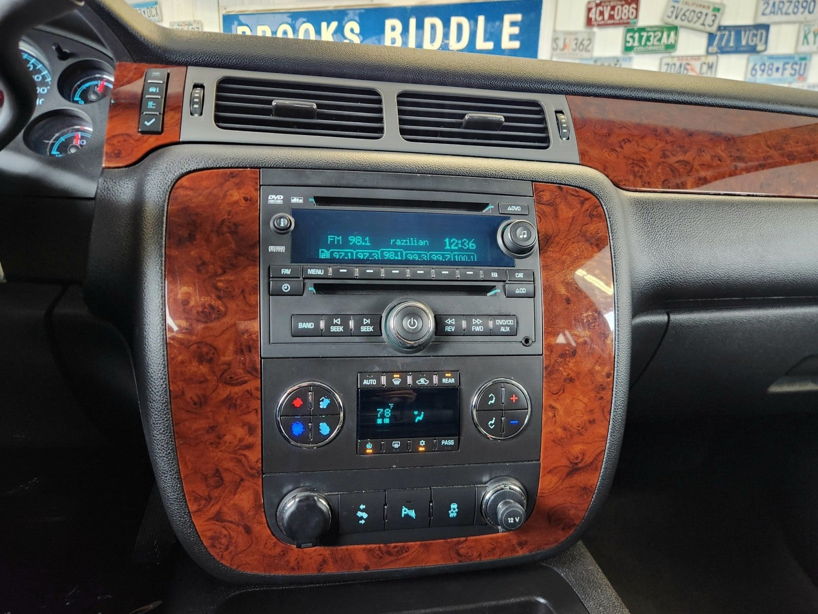 2012 Chevrolet Suburban 1500 LT