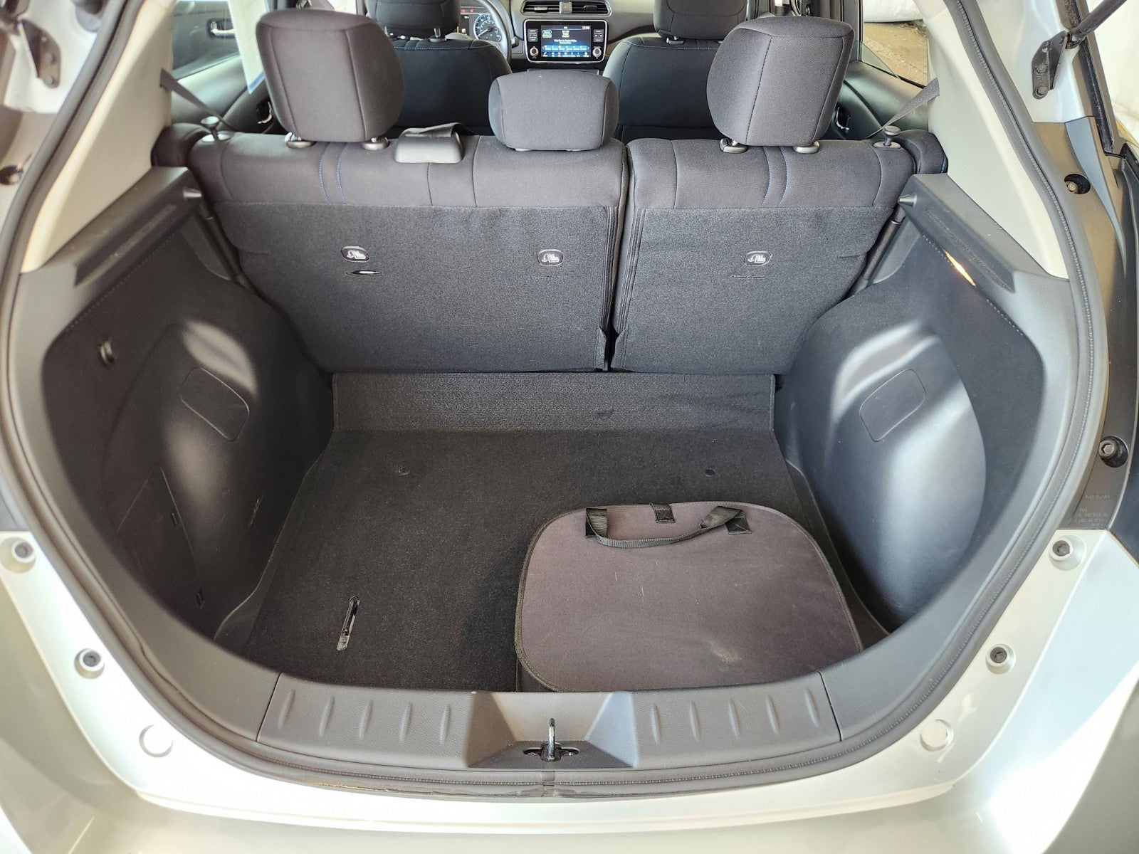 2024 Nissan LEAF S