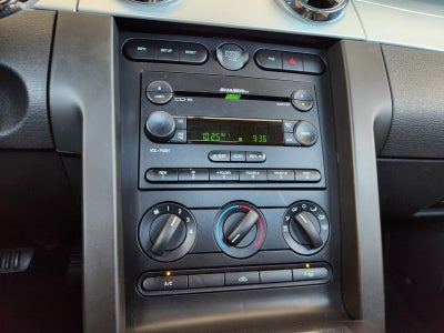 2006 Ford Mustang Premium