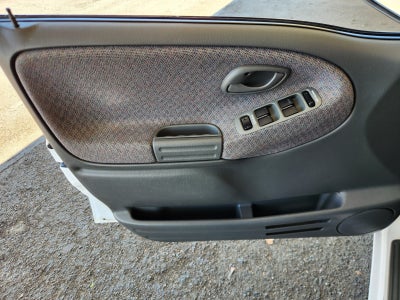 2002 Chevrolet Tracker Base