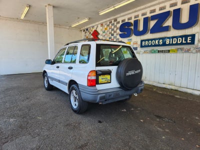 2002 Chevrolet Tracker Base