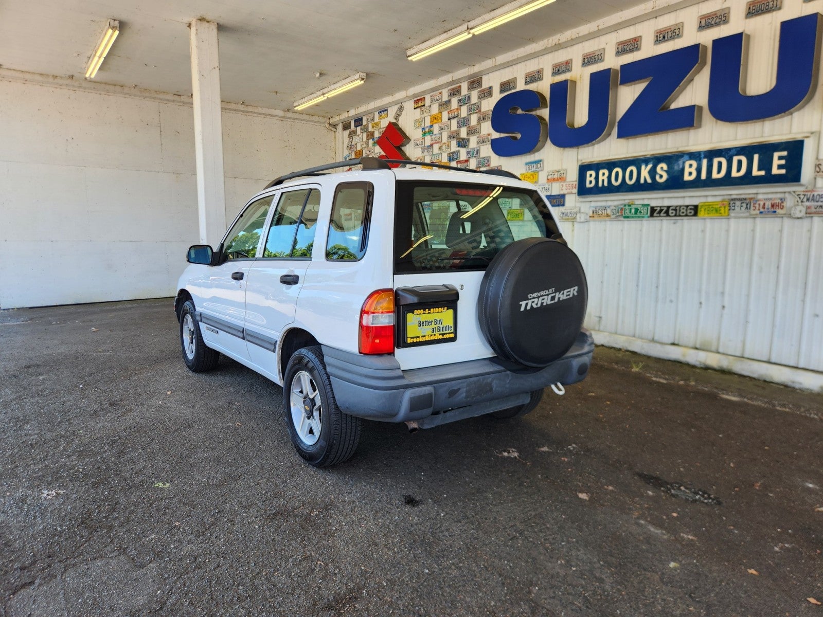 2002 Chevrolet Tracker Base