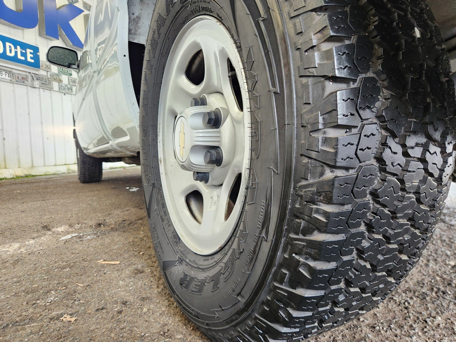 2001 Chevrolet Silverado 1500 LS