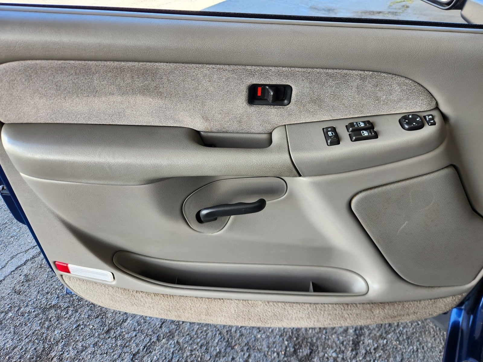 2000 Chevrolet Silverado 1500 LS