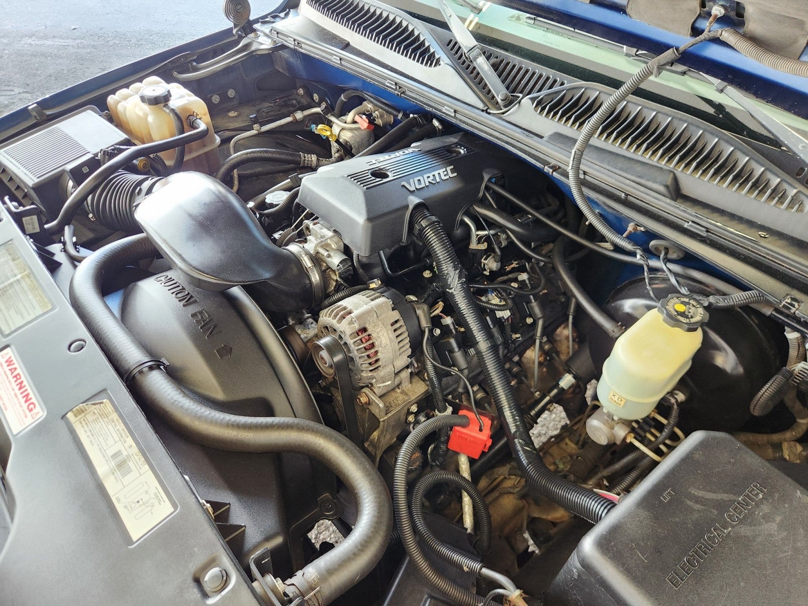 2000 Chevrolet Silverado LS - Photo 11