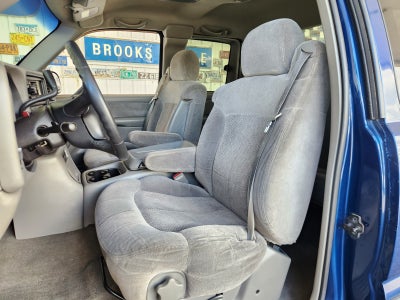2000 Chevrolet Silverado 1500 LS