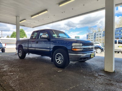 2000 Chevrolet Silverado 1500 LS