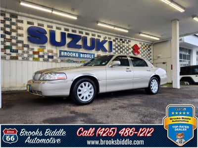 2009 Lincoln Town Car Signature Limited