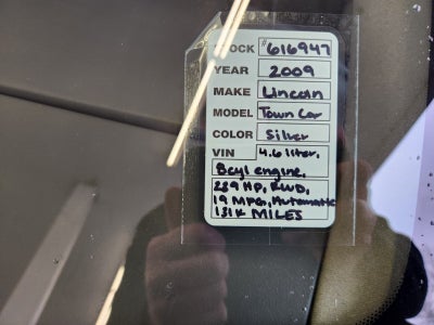 2009 Lincoln Town Car Signature Limited